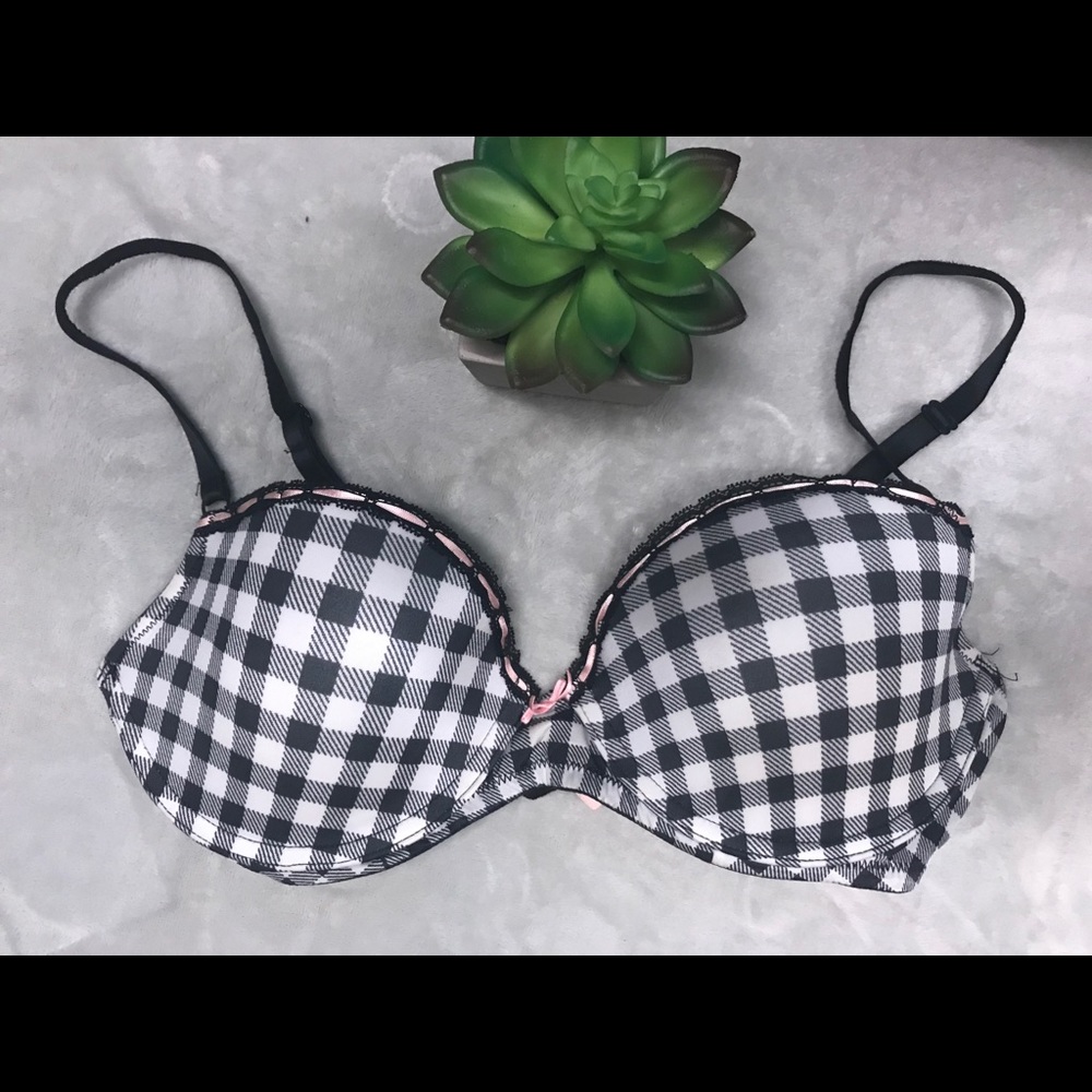 Victoria secret sexy little things bra (36D)